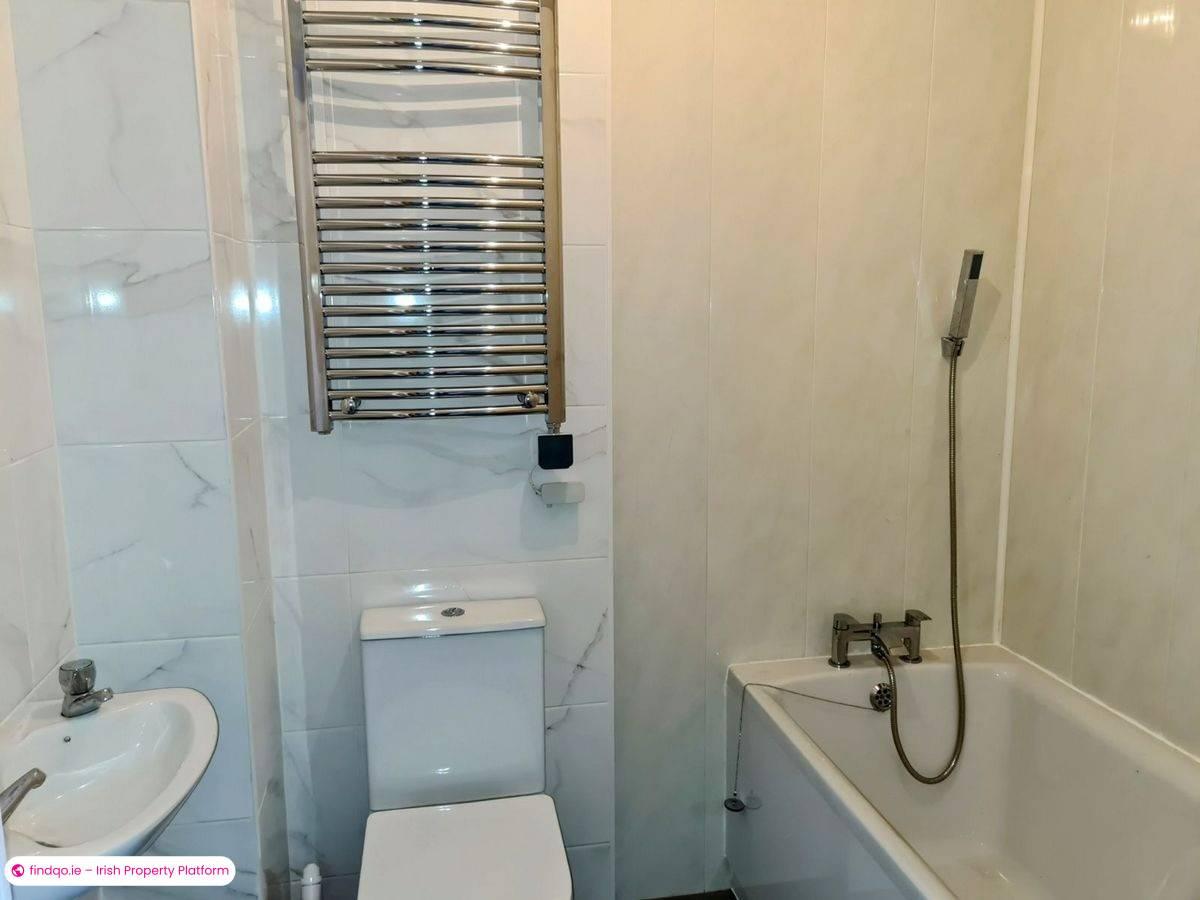 Townhouse for Sale in Charlestown, Mayo