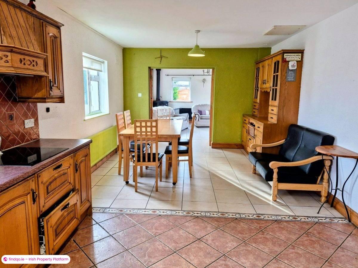 Detached house for Sale in Midfield, Mayo