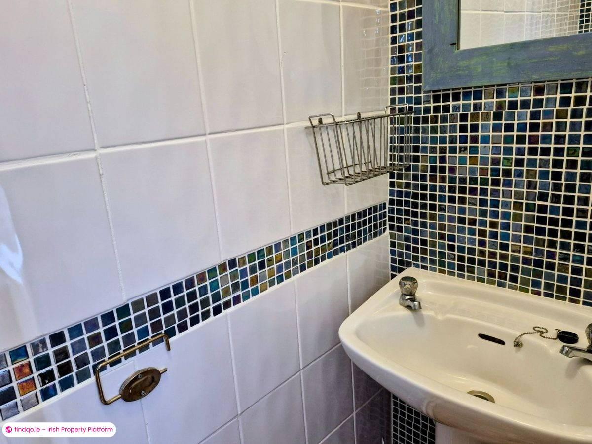 Detached house for Sale in Midfield, Mayo