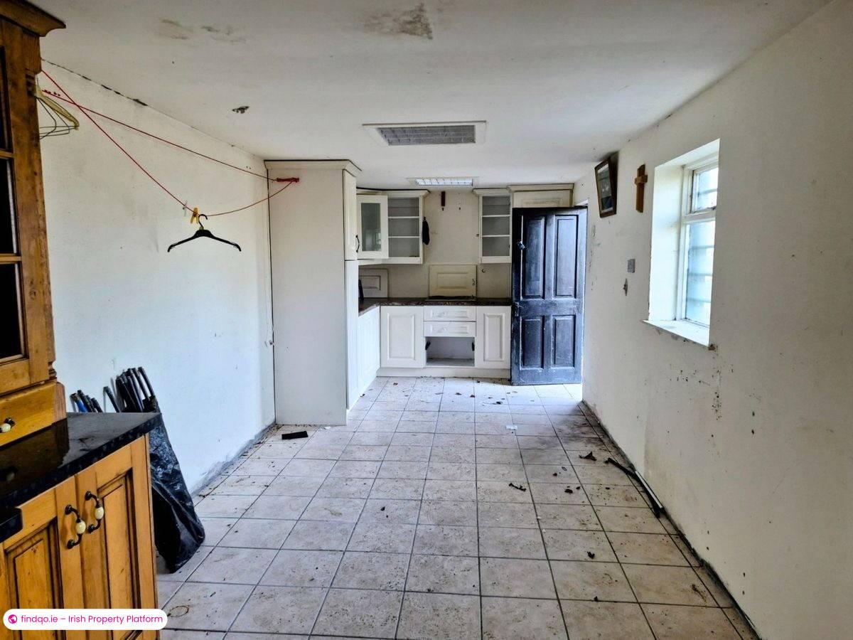 Detached house for Sale in Midfield, Mayo