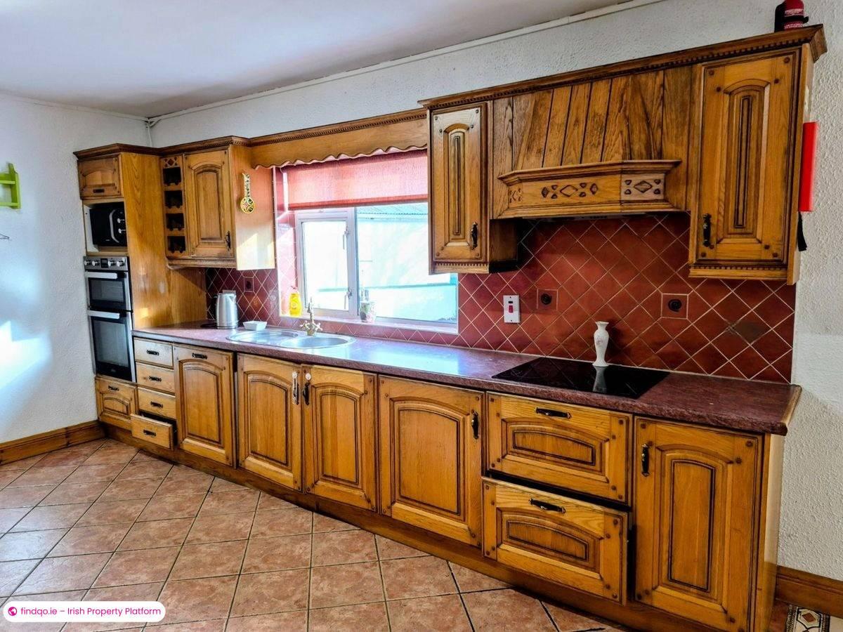 Detached house for Sale in Midfield, Mayo