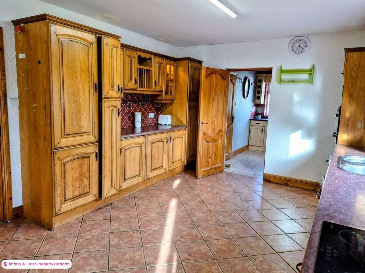 Detached house for Sale in Midfield, Mayo