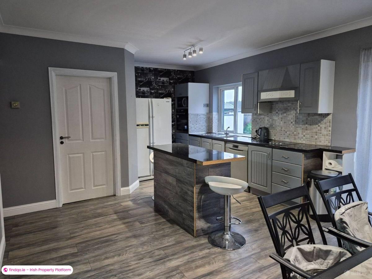 Semi-detached house for Sale in Charlestown, Mayo