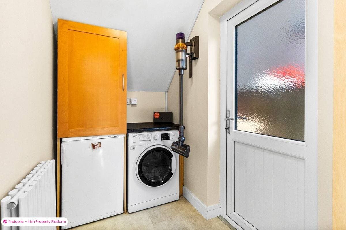 Semi-detached house for Sale in Riverstown, Cork