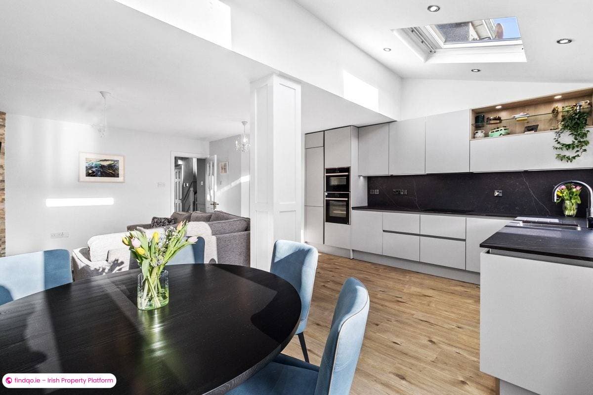 Semi-detached house for Sale in Riverstown, Cork