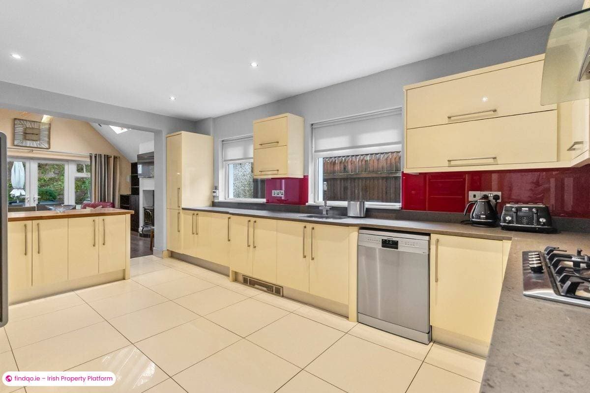 Detached house for Sale in Glanmire, Cork, T45 NT32