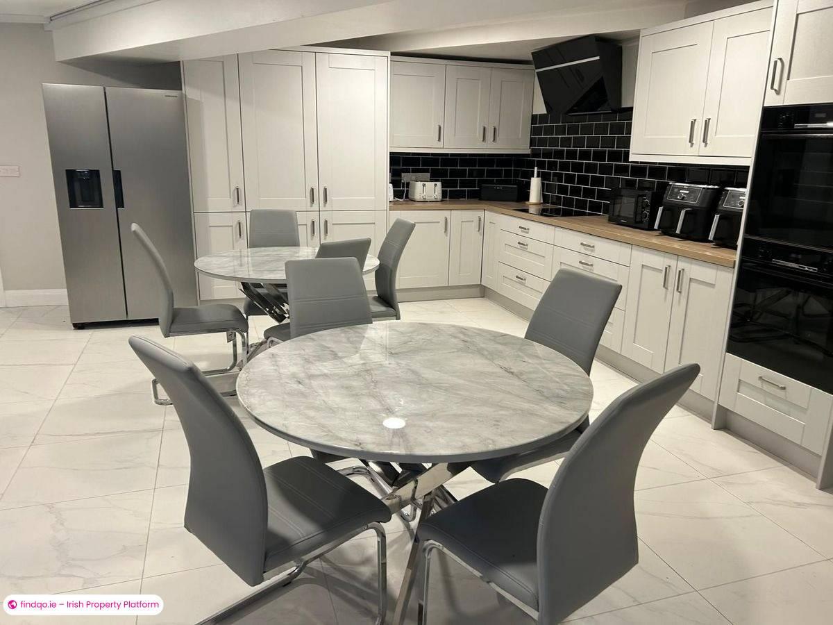 Restaurant / Bar / Hotel for Sale in Lisdoonvarna, Clare