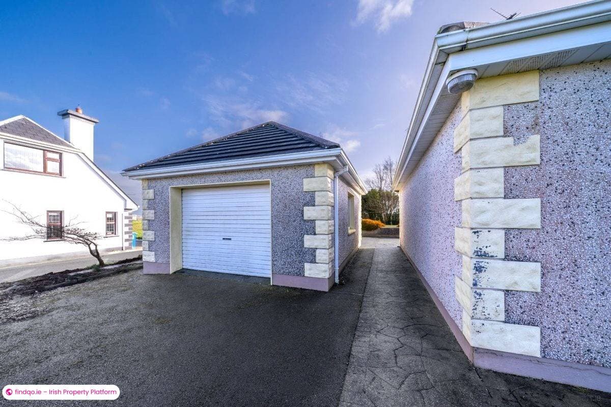 Detached house for Sale in Belcarra, Mayo