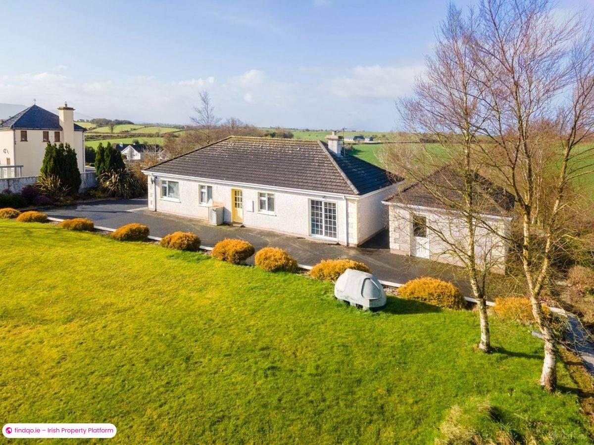 Detached house for Sale in Belcarra, Mayo