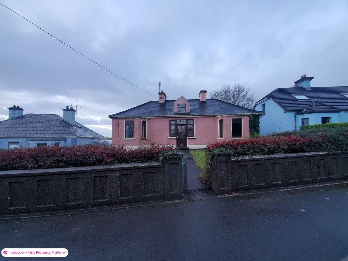 Detached house for Sale in Castlebar, Mayo