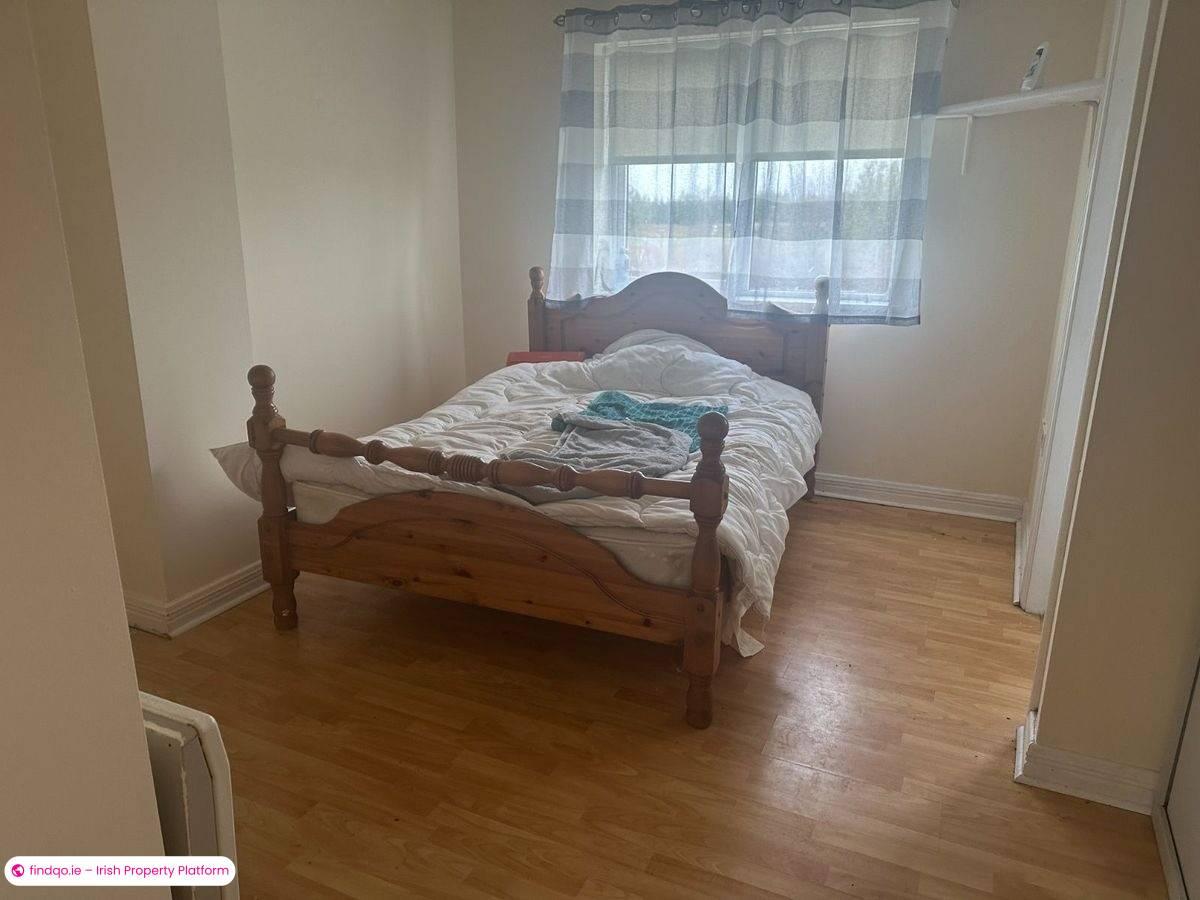 Semi-detached house for Sale in Carrowrory, Longford