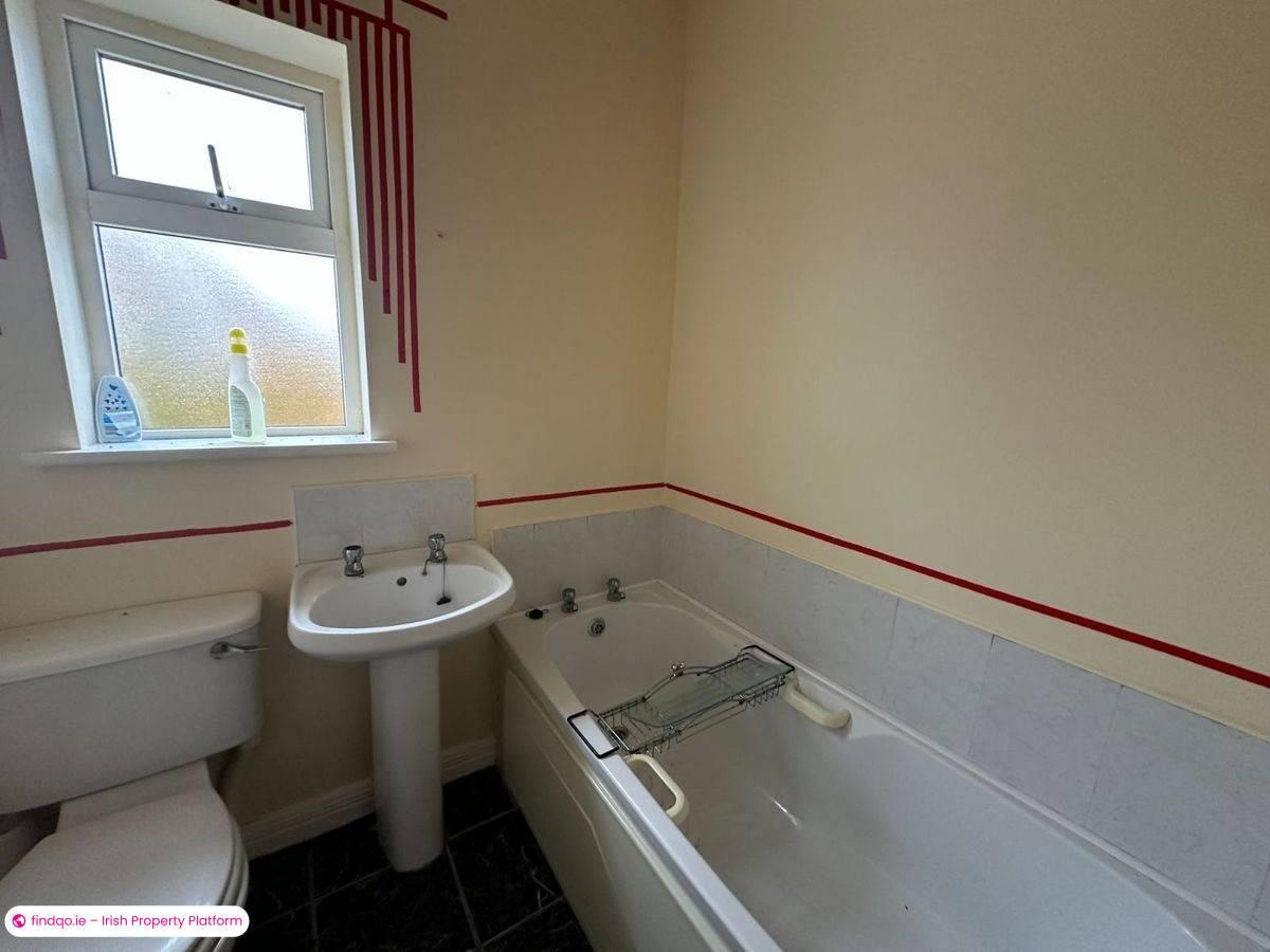 Semi-detached house for Sale in Carrowrory, Longford