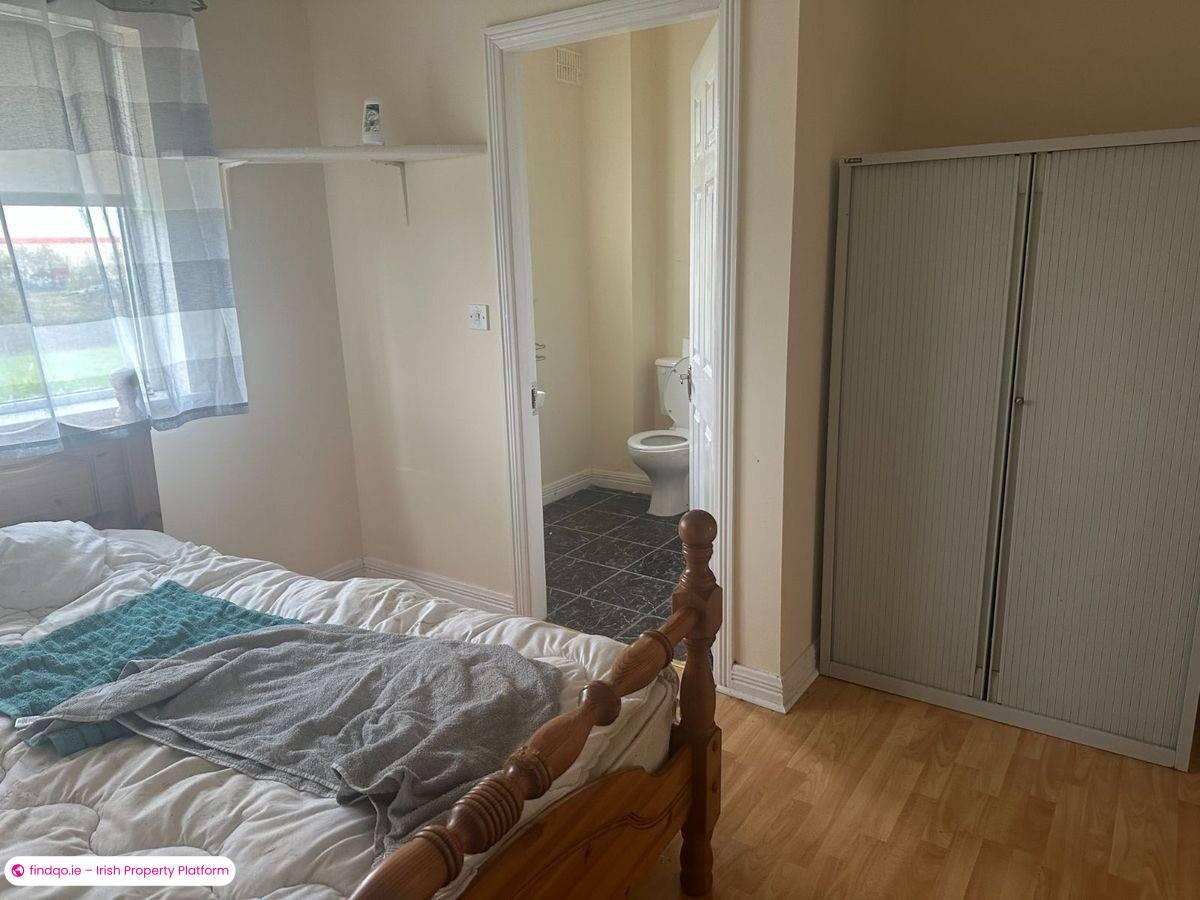 Semi-detached house for Sale in Carrowrory, Longford