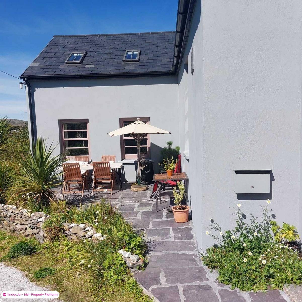 3 Bedroom Holiday Home for Rent in Toormore, Cork