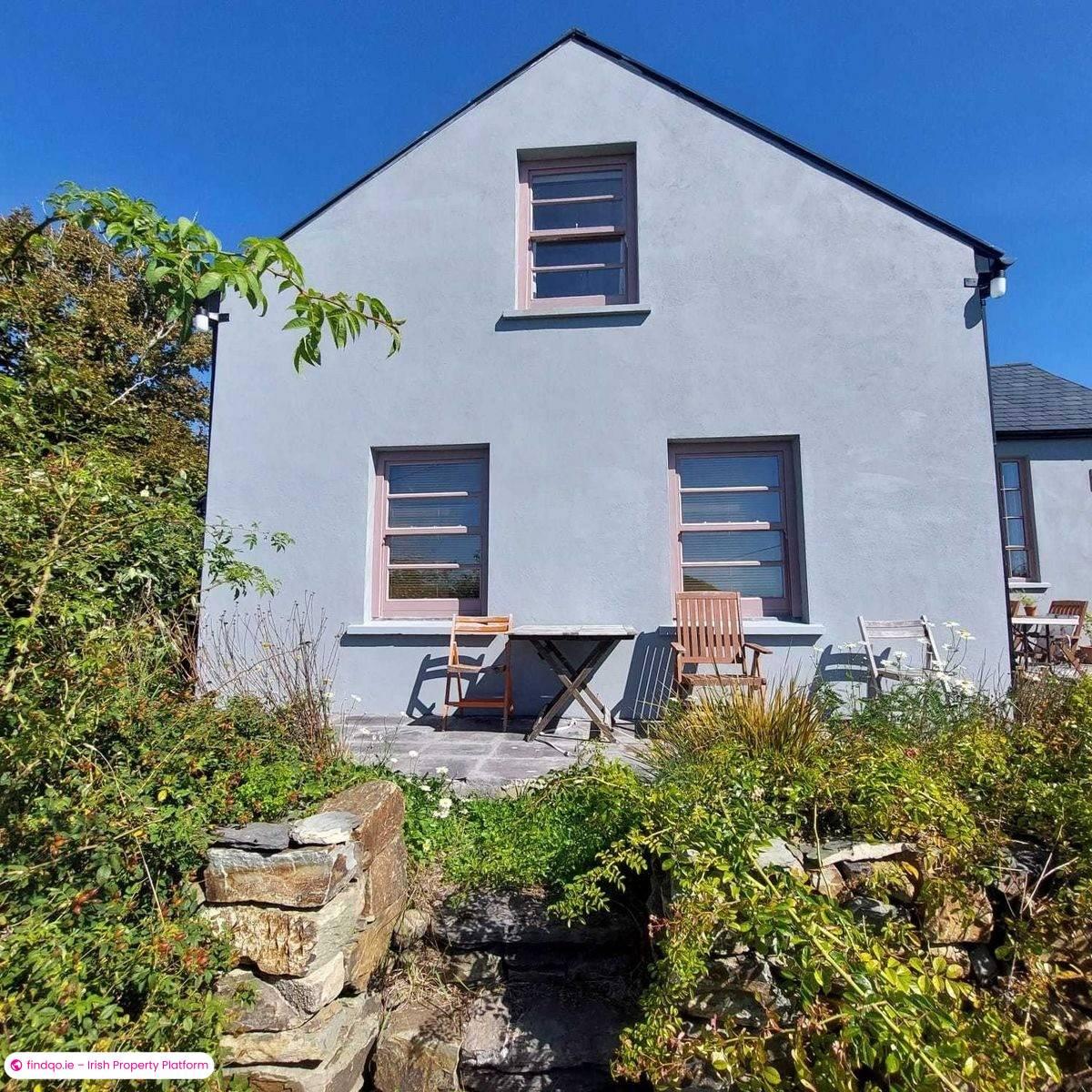 3 Bedroom Holiday Home for Rent in Toormore, Cork