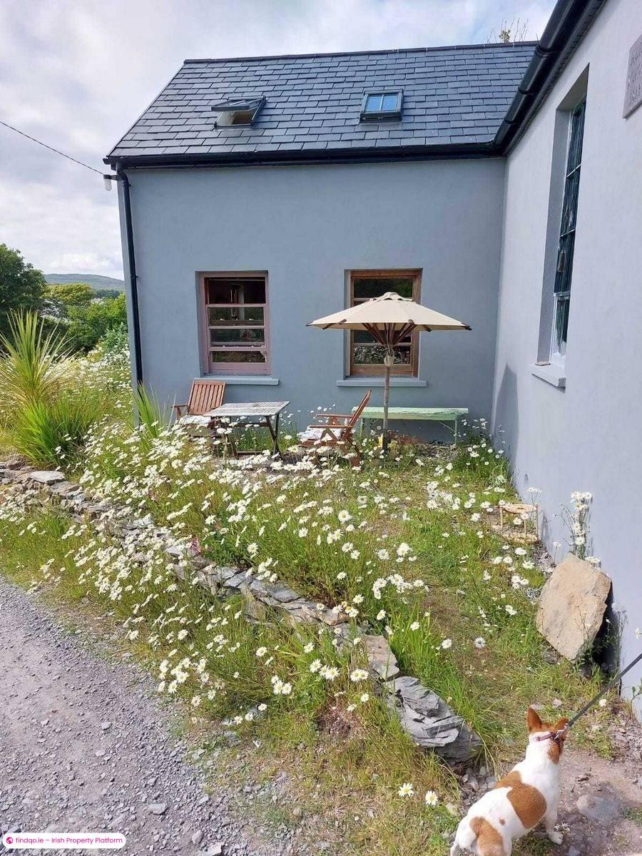 3 Bedroom Holiday Home for Rent in Toormore, Cork