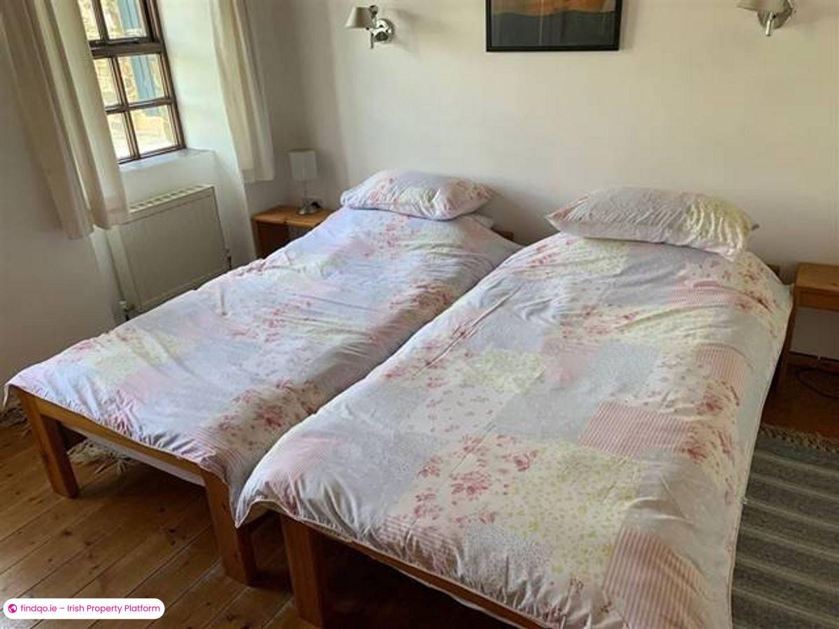 3 Bedroom Holiday Home for Rent in Durrus, Cork