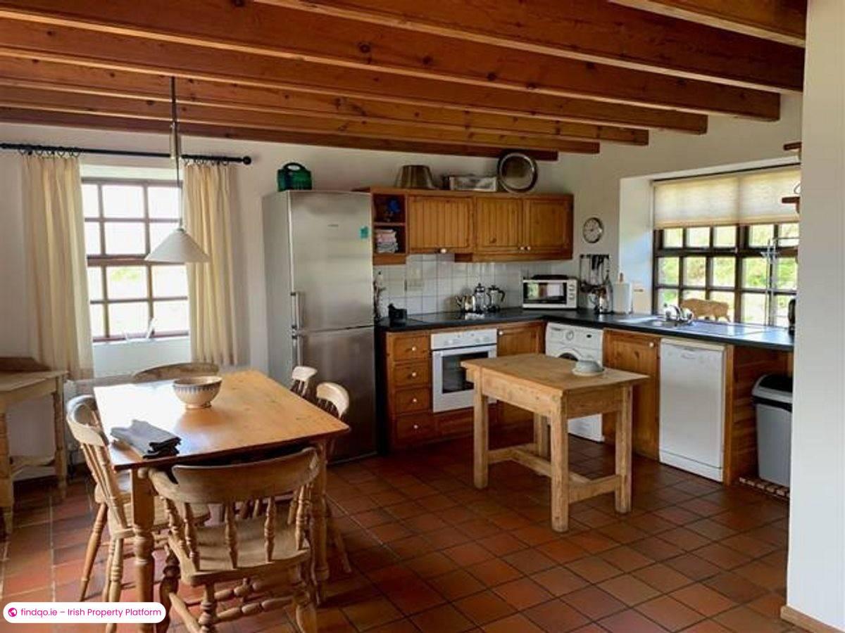 3 Bedroom Holiday Home for Rent in Durrus, Cork