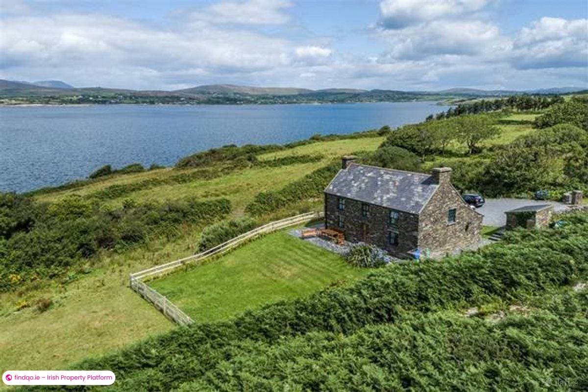 3 Bedroom Holiday Home for Rent in Durrus, Cork