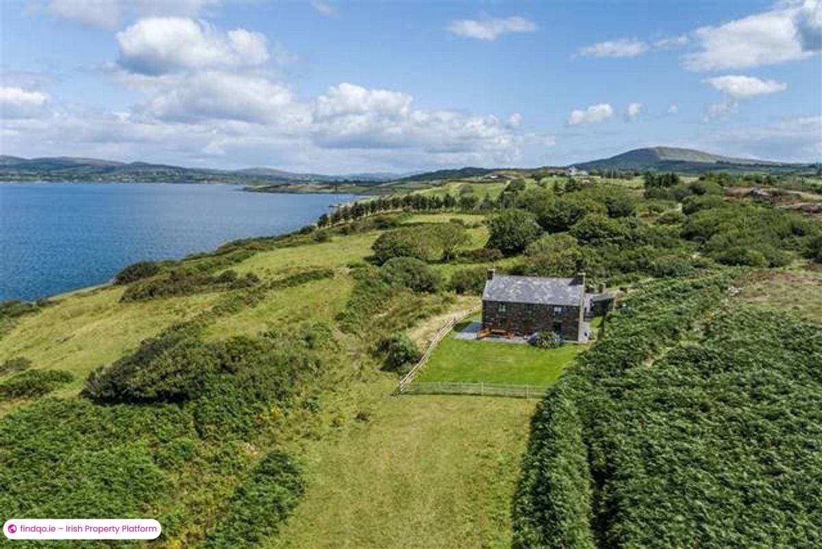 3 Bedroom Holiday Home for Rent in Durrus, Cork