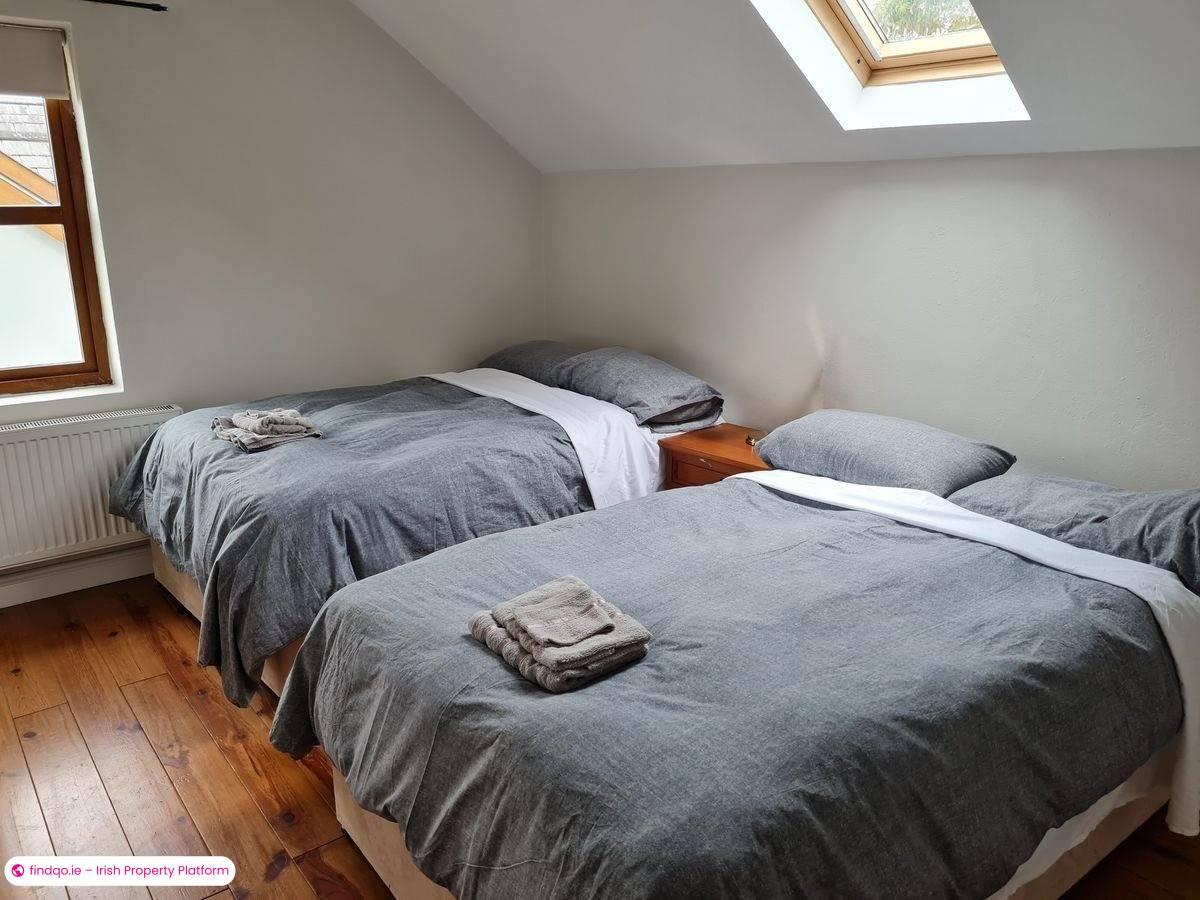 4 Bedroom Holiday Home for Rent in Schull, Cork