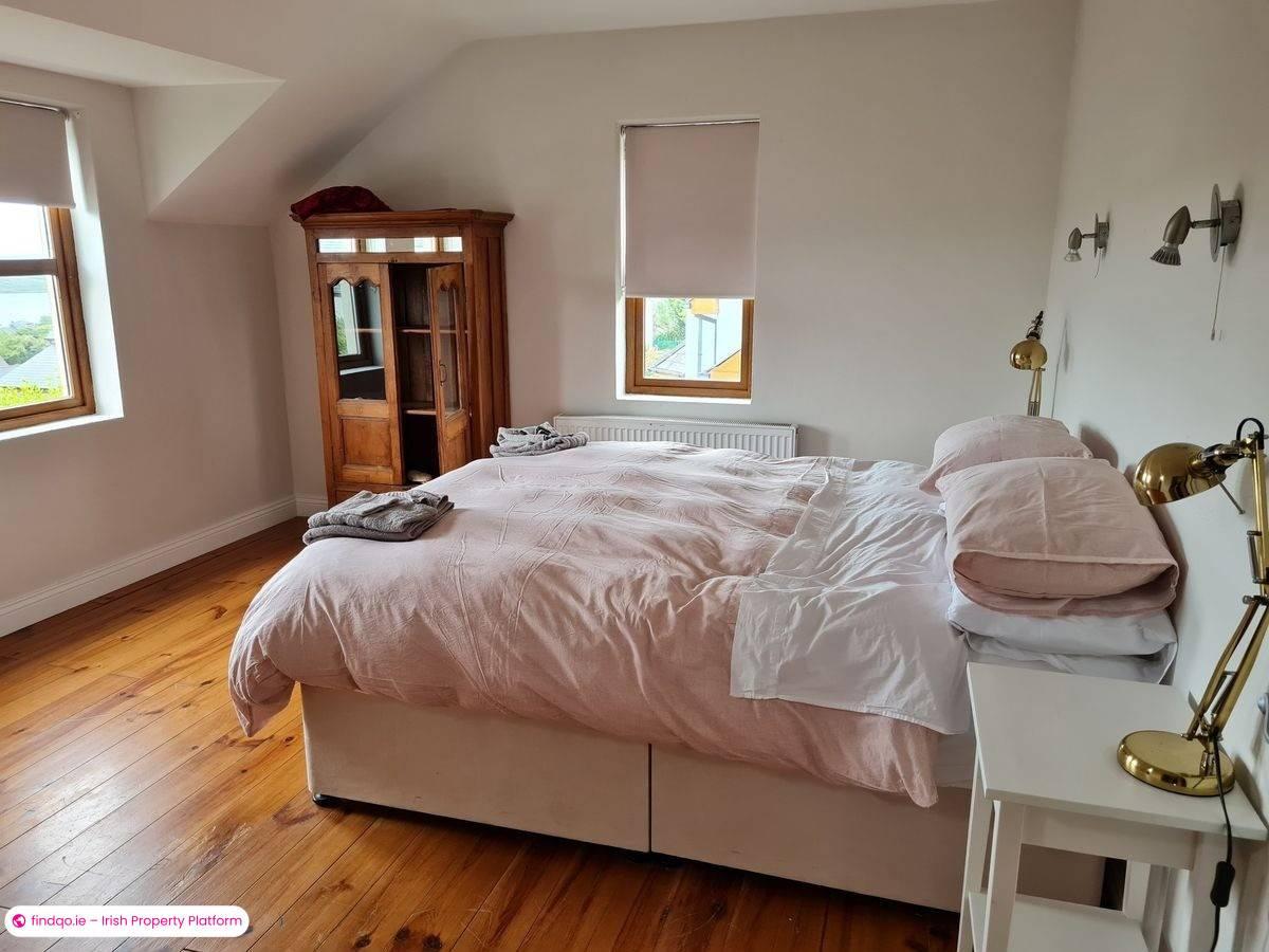 4 Bedroom Holiday Home for Rent in Schull, Cork