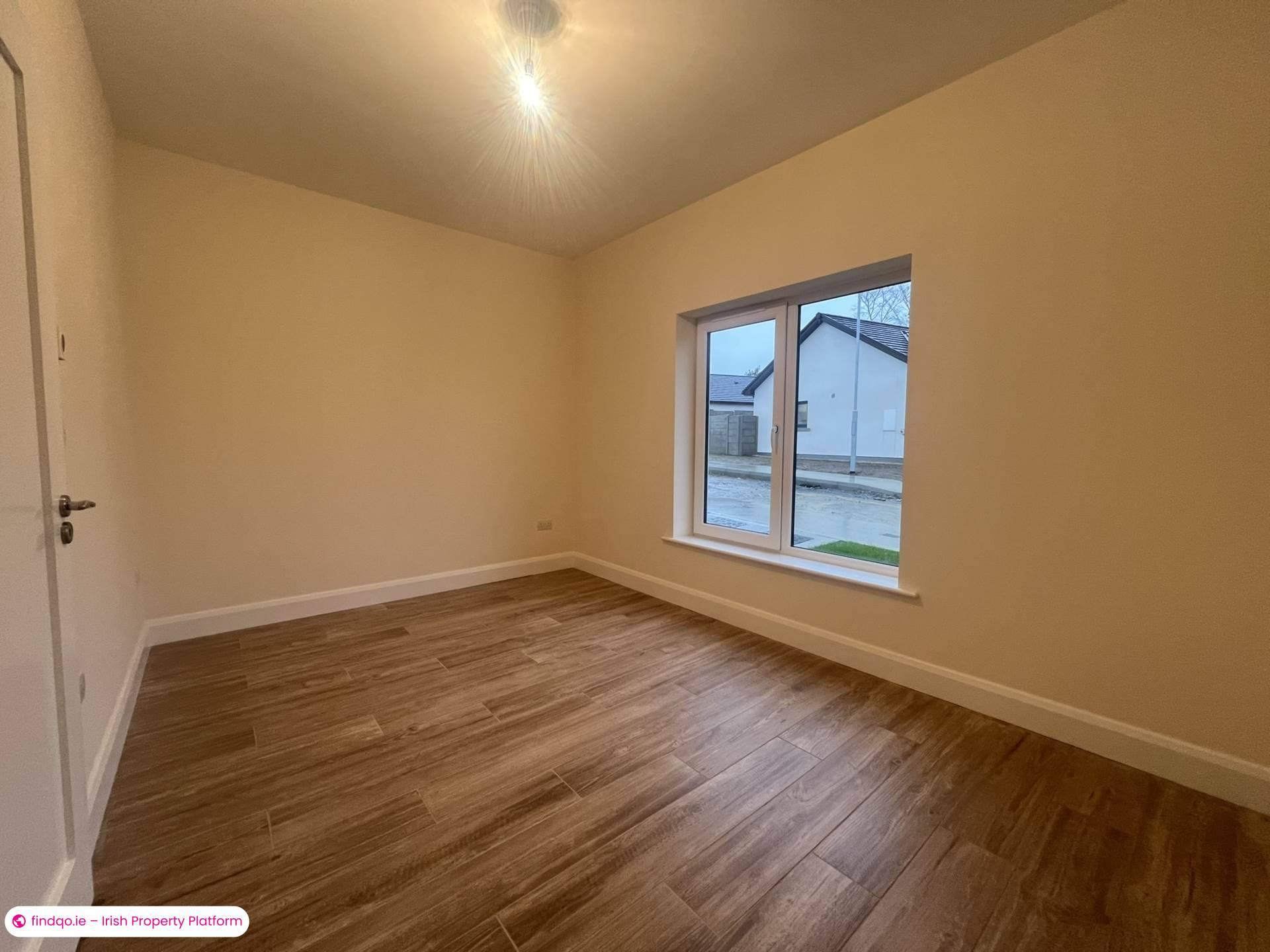 Semi-detached house for Sale in Cahir, Tipperary