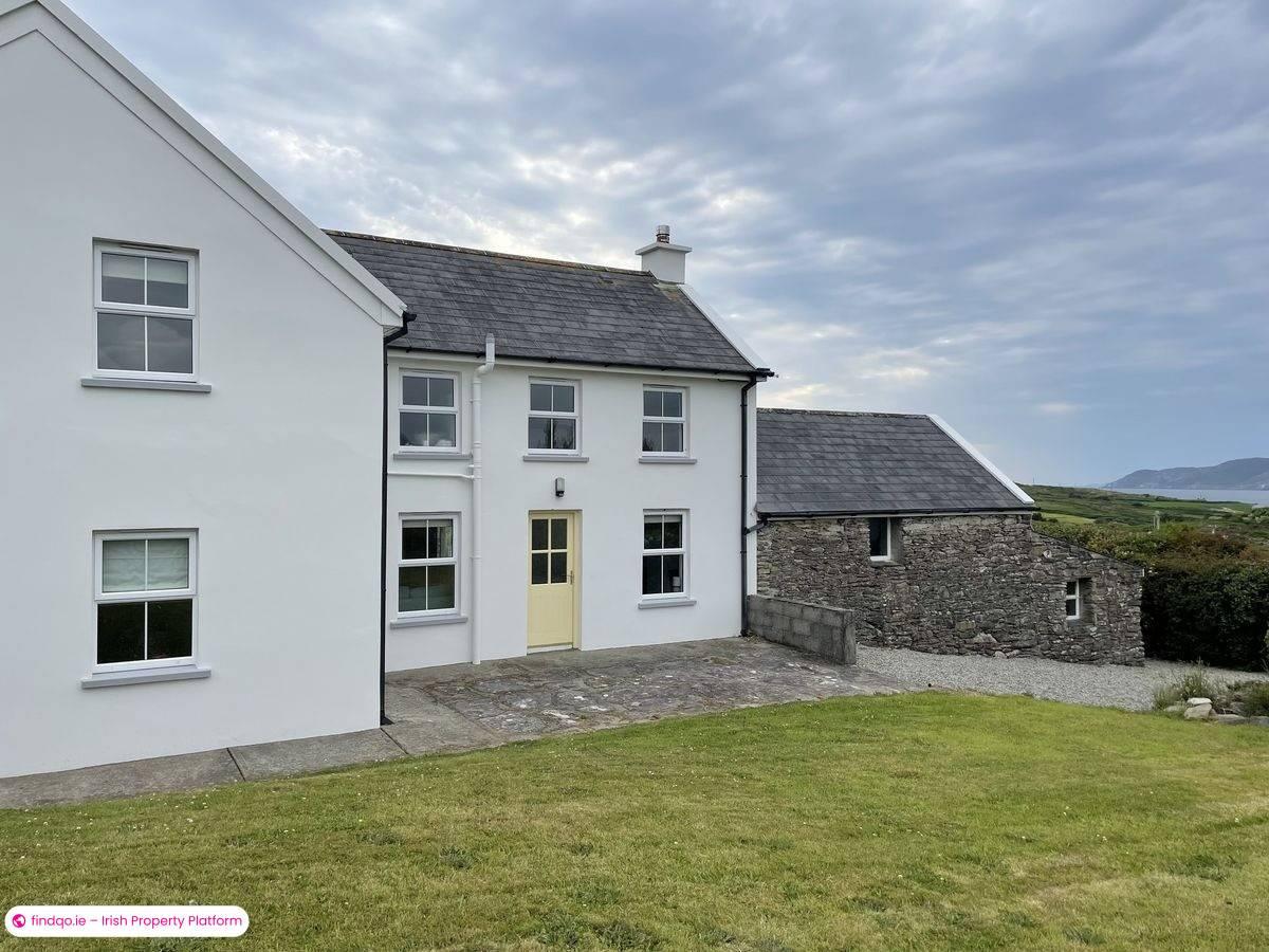 4 Bedroom Holiday Home for Rent in Toormore, Cork