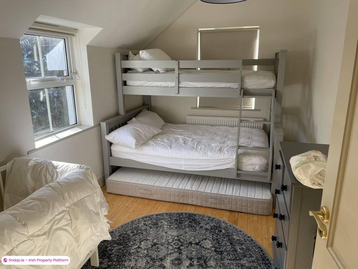 4 Bedroom Holiday Home for Rent in Toormore, Cork