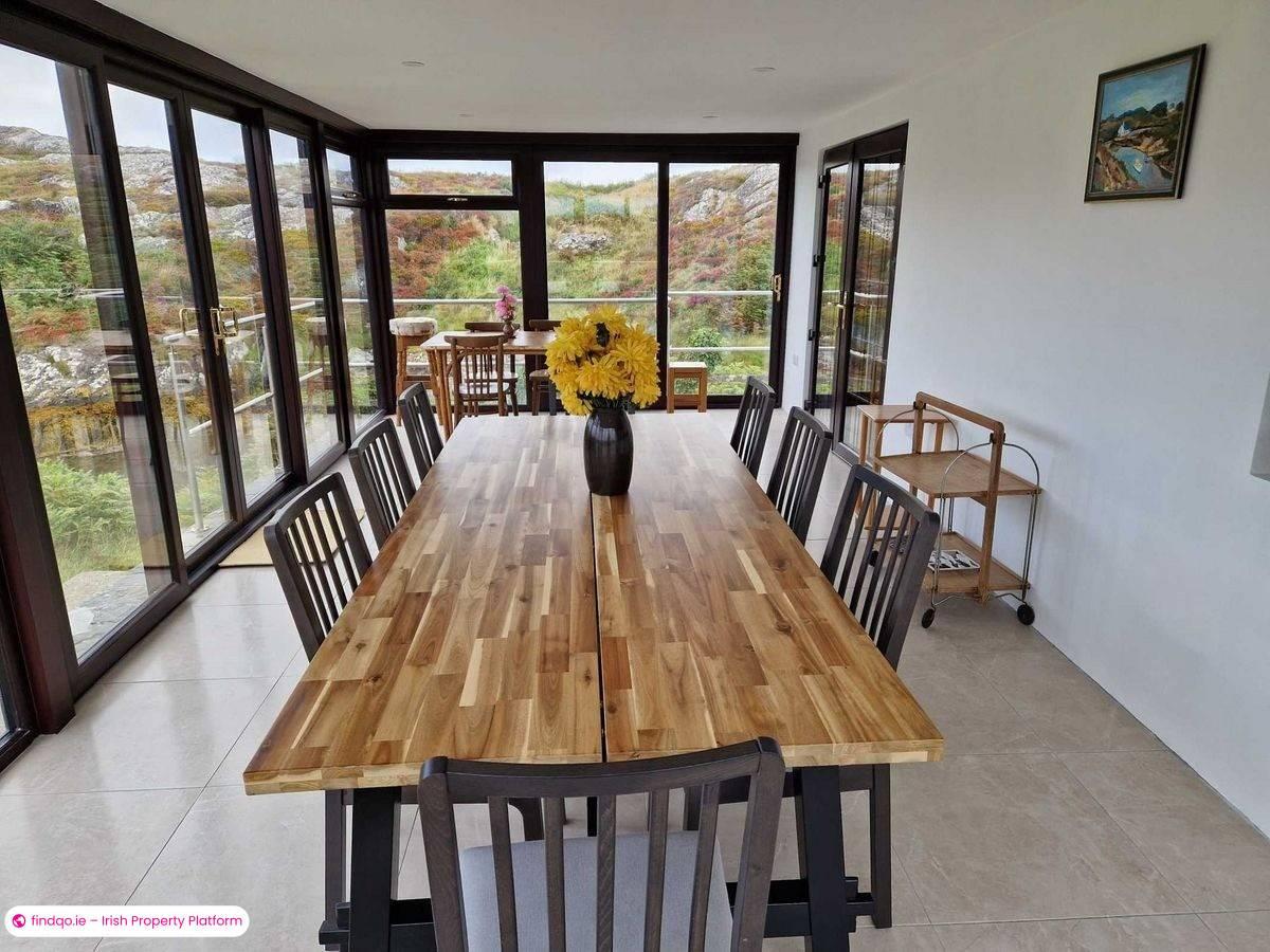 4 Bedroom Holiday Home for Rent in Goleen, Cork