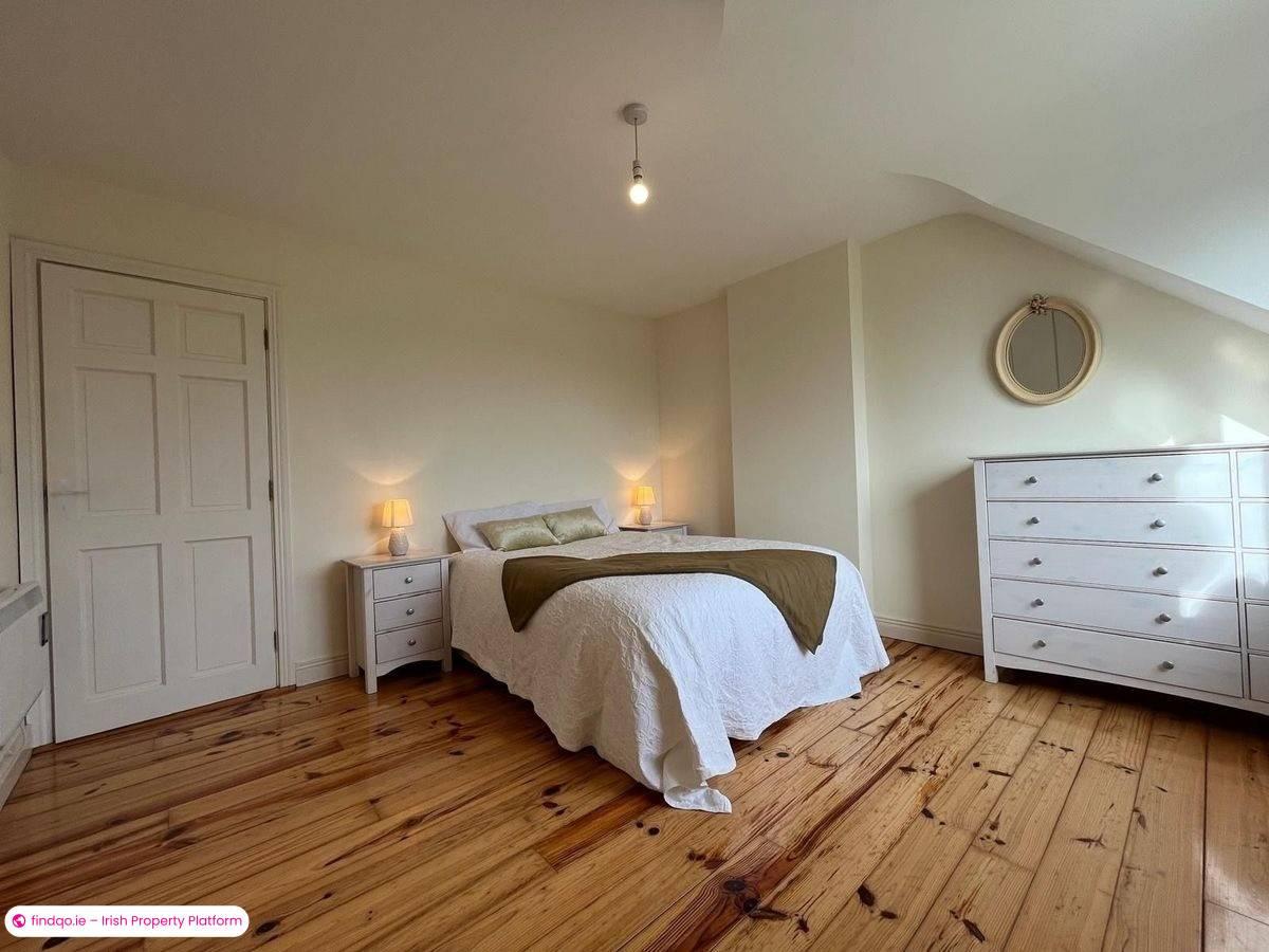 Terraced house for Sale in Schull, Cork