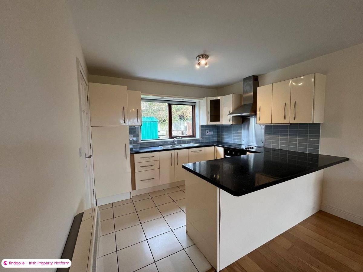 Terraced house for Sale in Schull, Cork