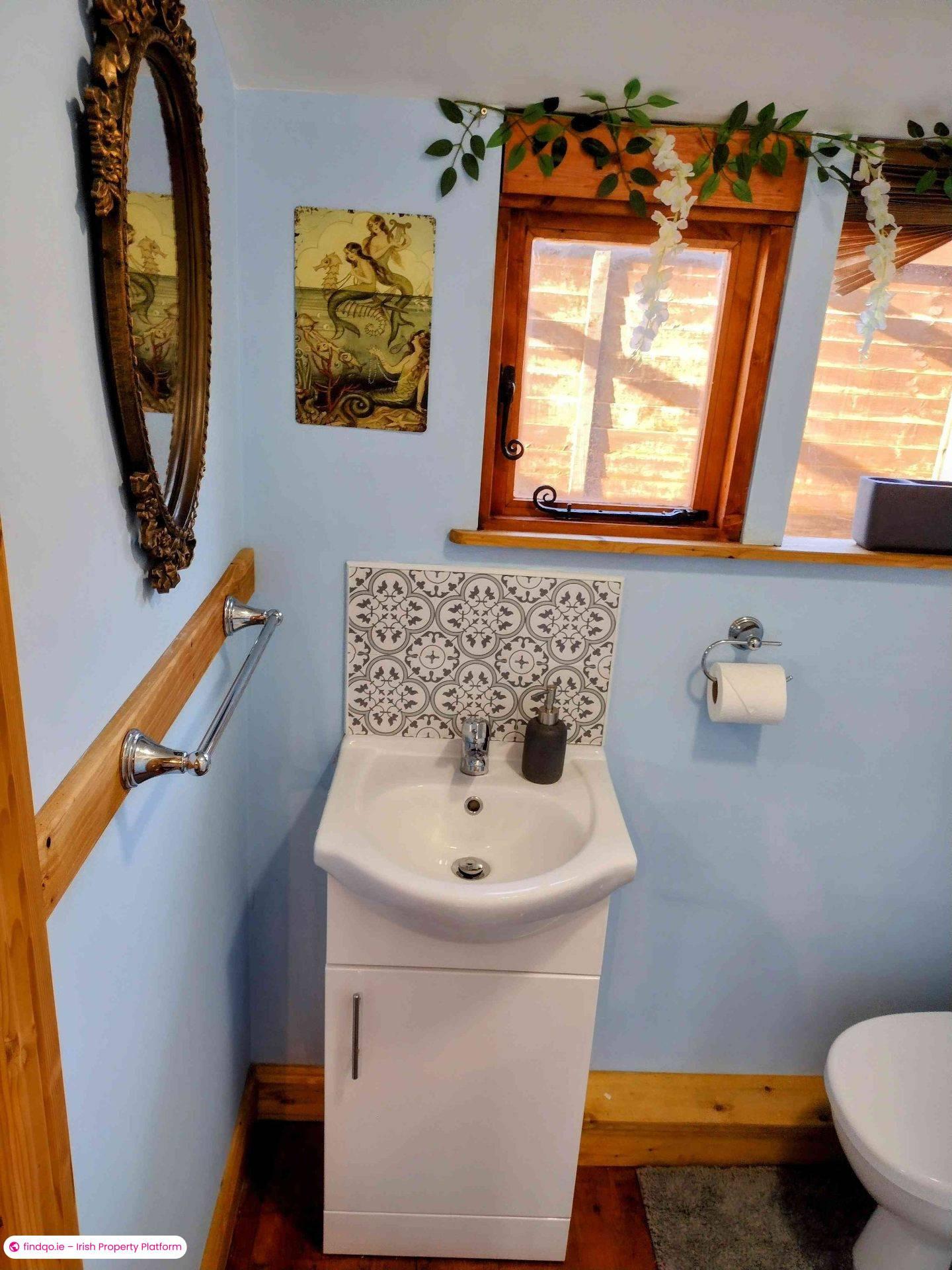 1 Bedroom Short Term for Rent in Ballaghaderreen, Roscommon