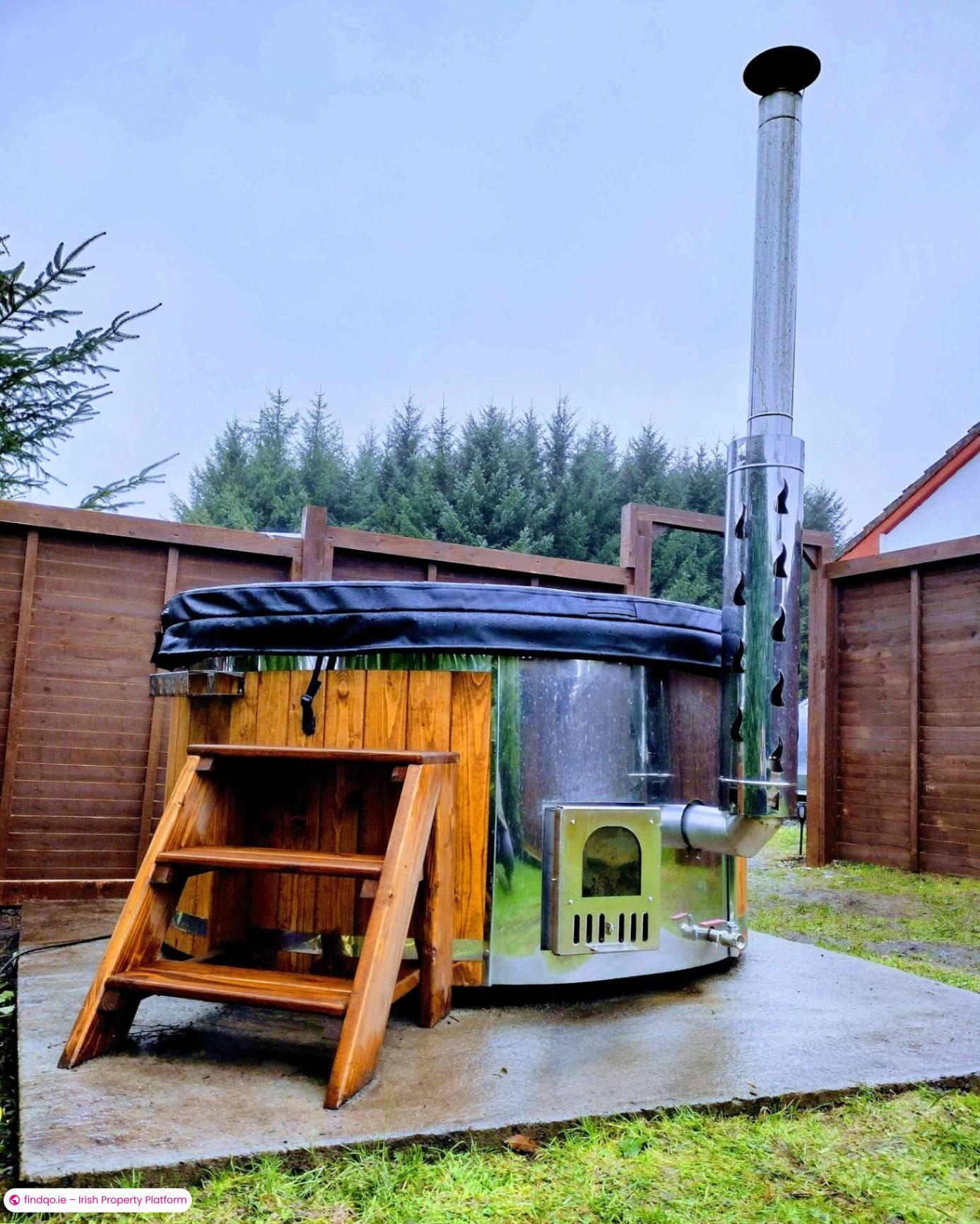 1 Bedroom Short Term for Rent in Ballaghaderreen, Roscommon