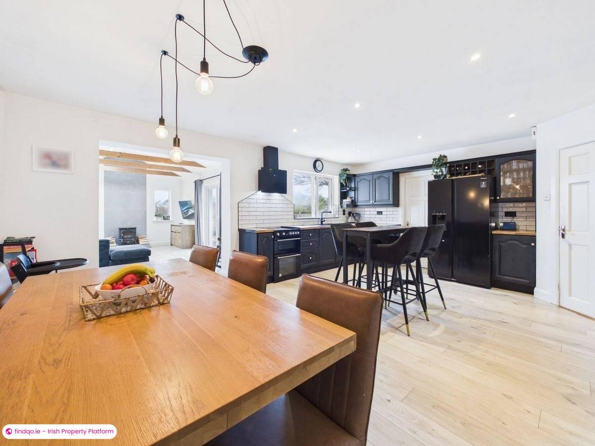 Bungalow for Sale in Waterford City Centre, Waterford