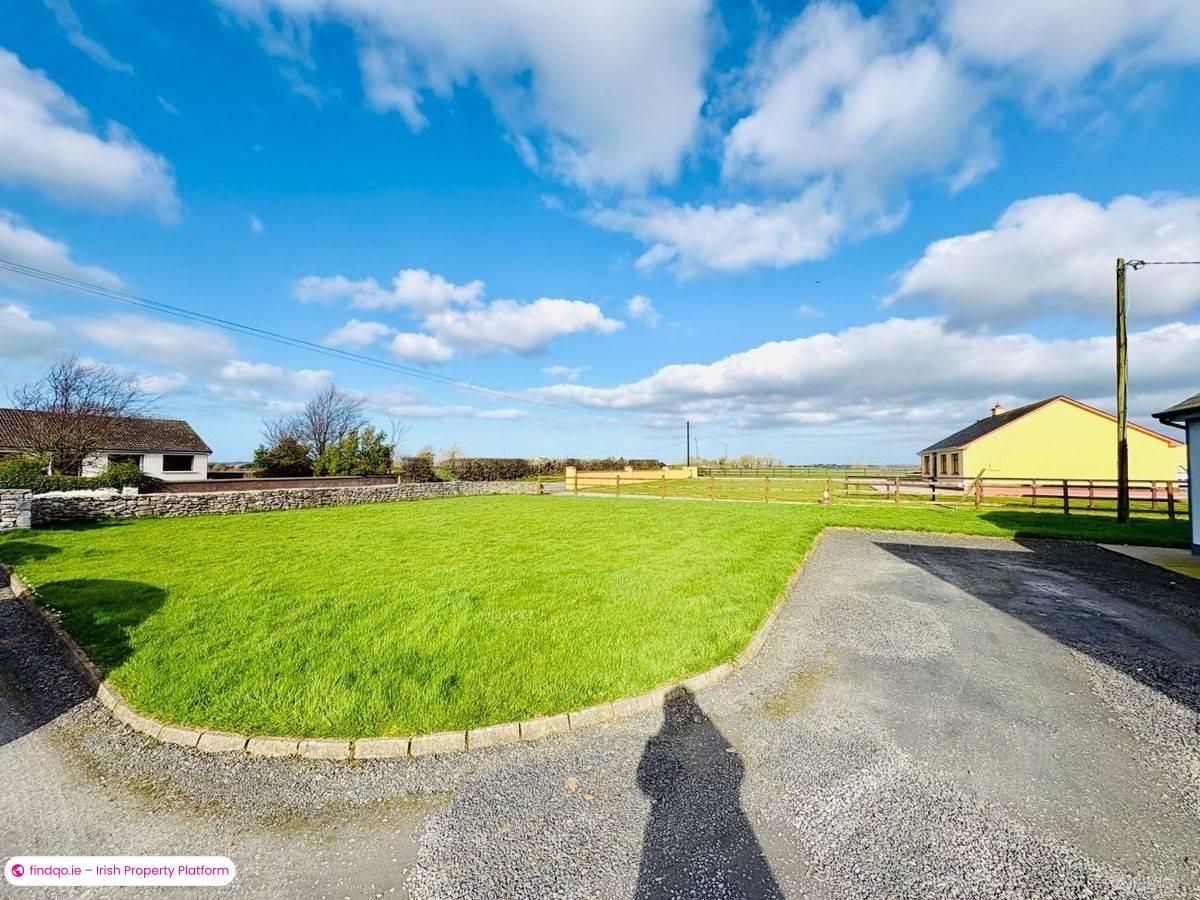 Bungalow for Sale in Abbeydorney, Kerry