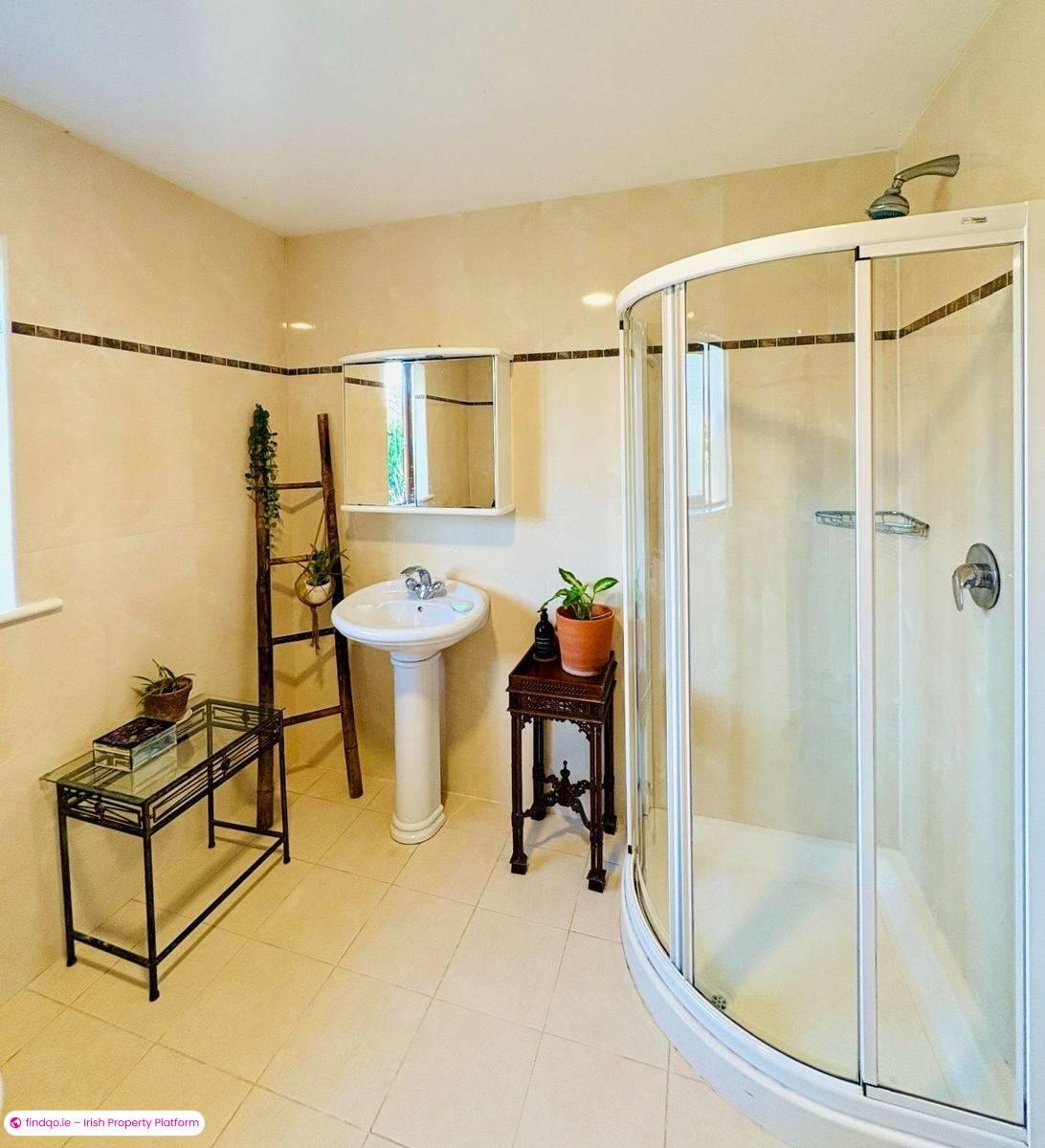 Detached house for Sale in Tralee, Kerry