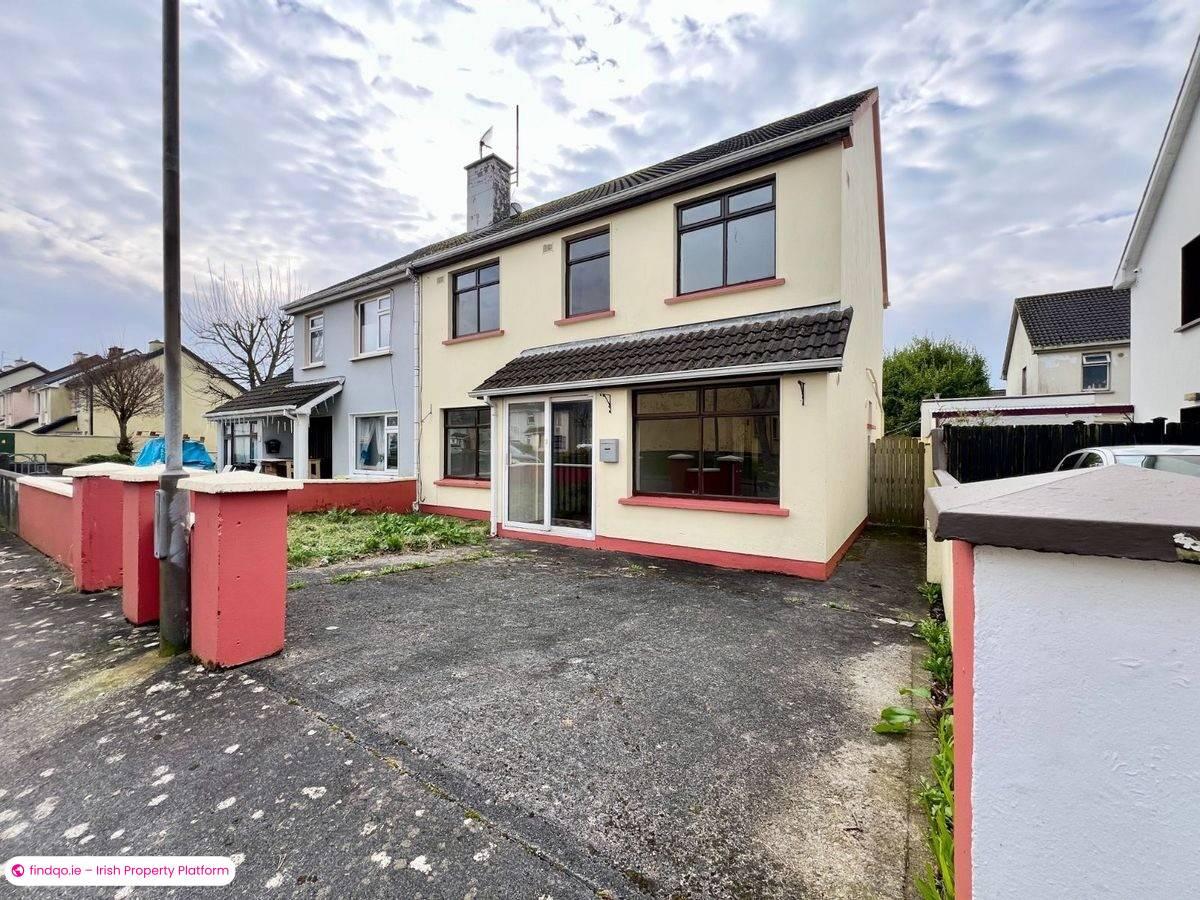 Semi-detached house for Sale in Tralee, Kerry
