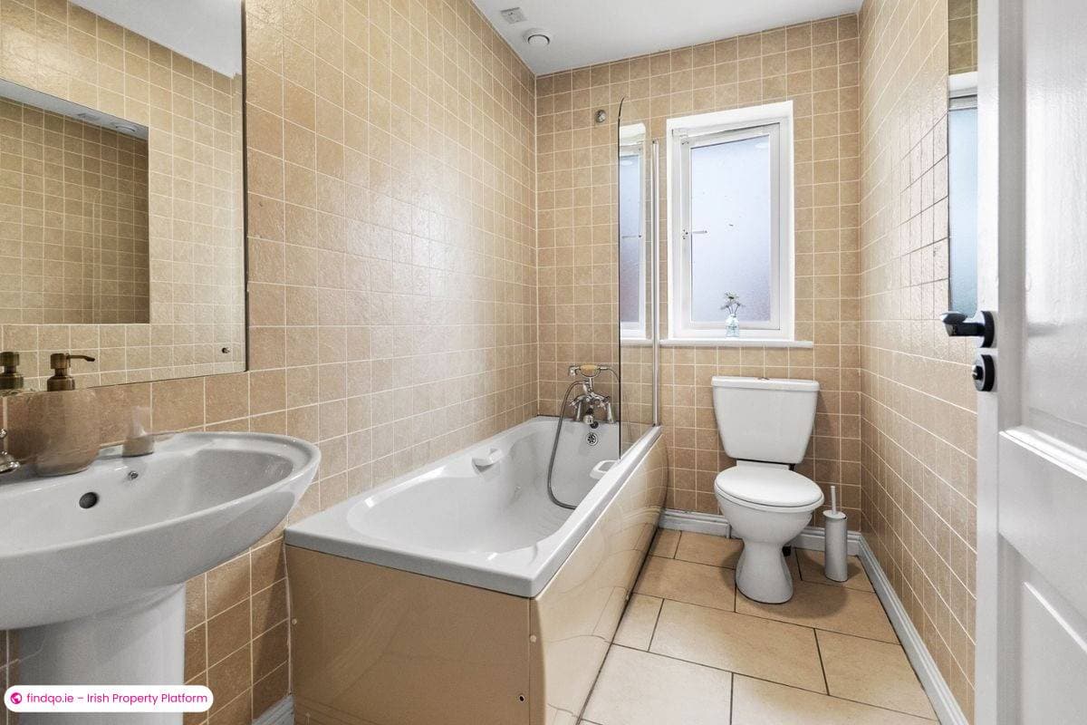 Semi-detached house for Sale in Midleton, Cork