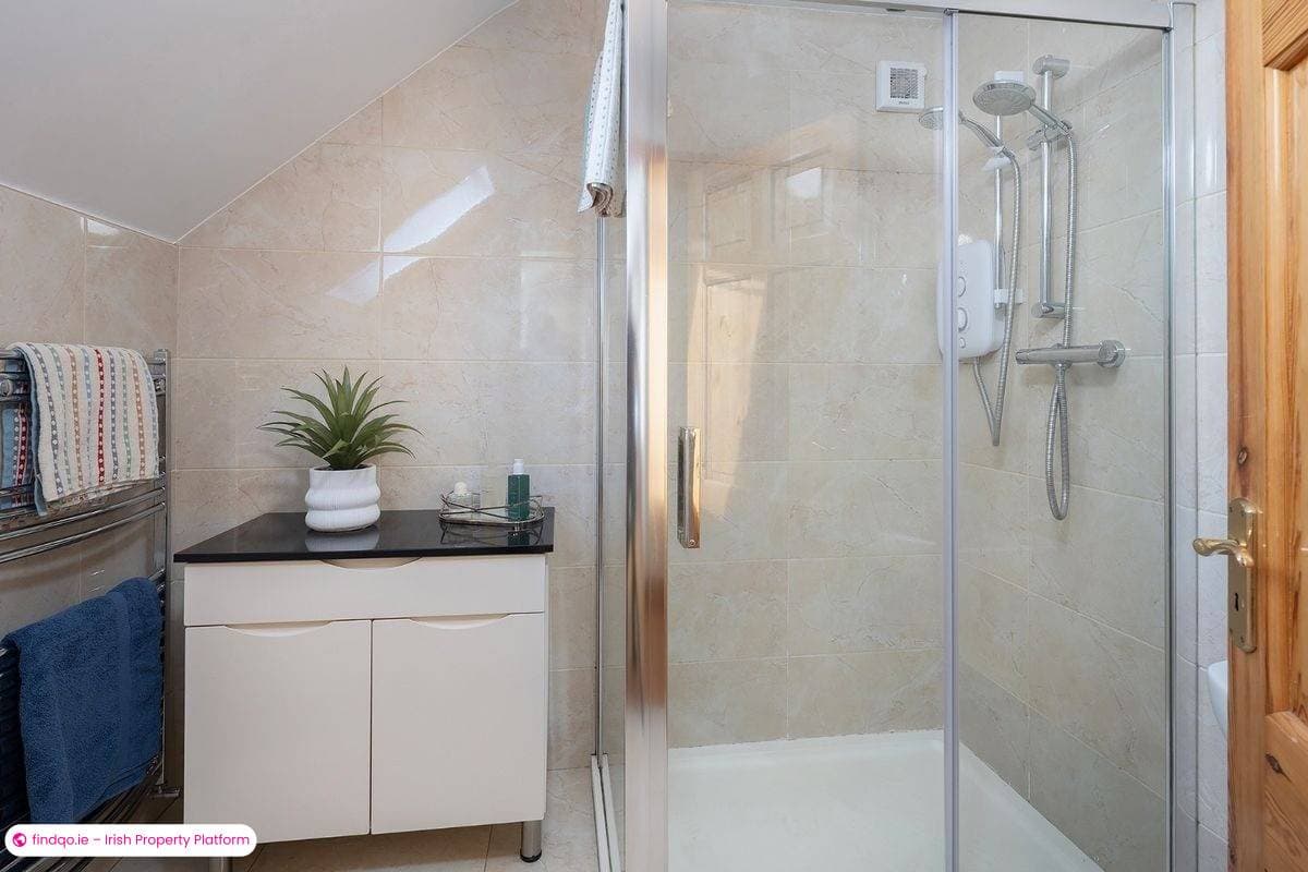 Detached house for Sale in Ovens, Cork