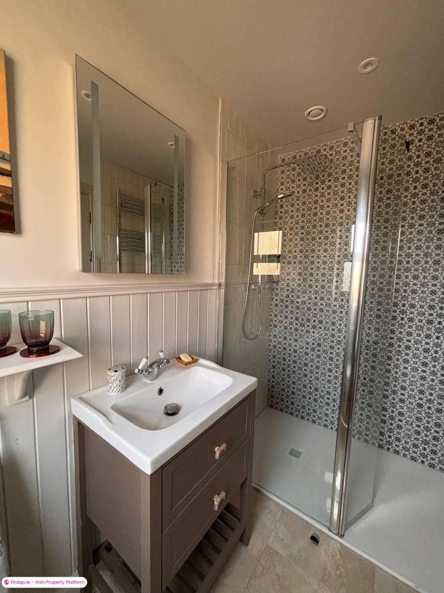 4 Bedroom House for Rent in Shanagarry, Cork