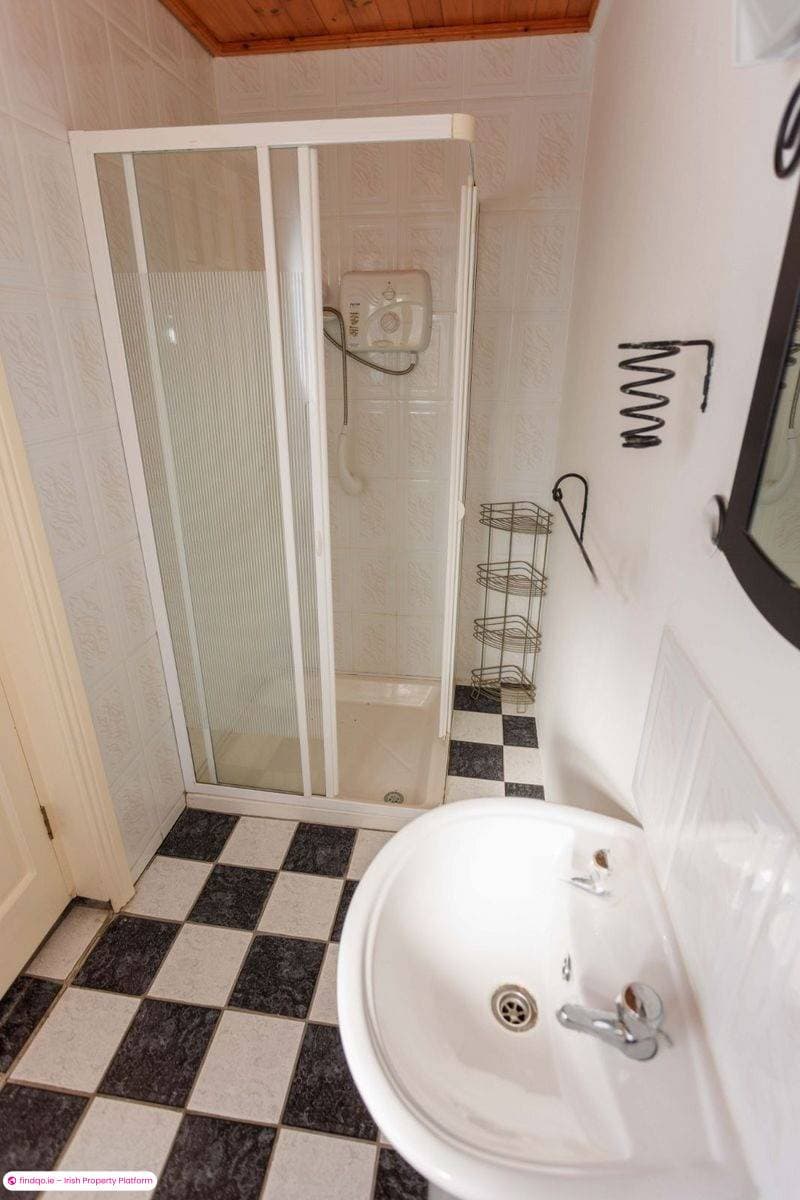 Bungalow for Sale in Dooks, Kerry