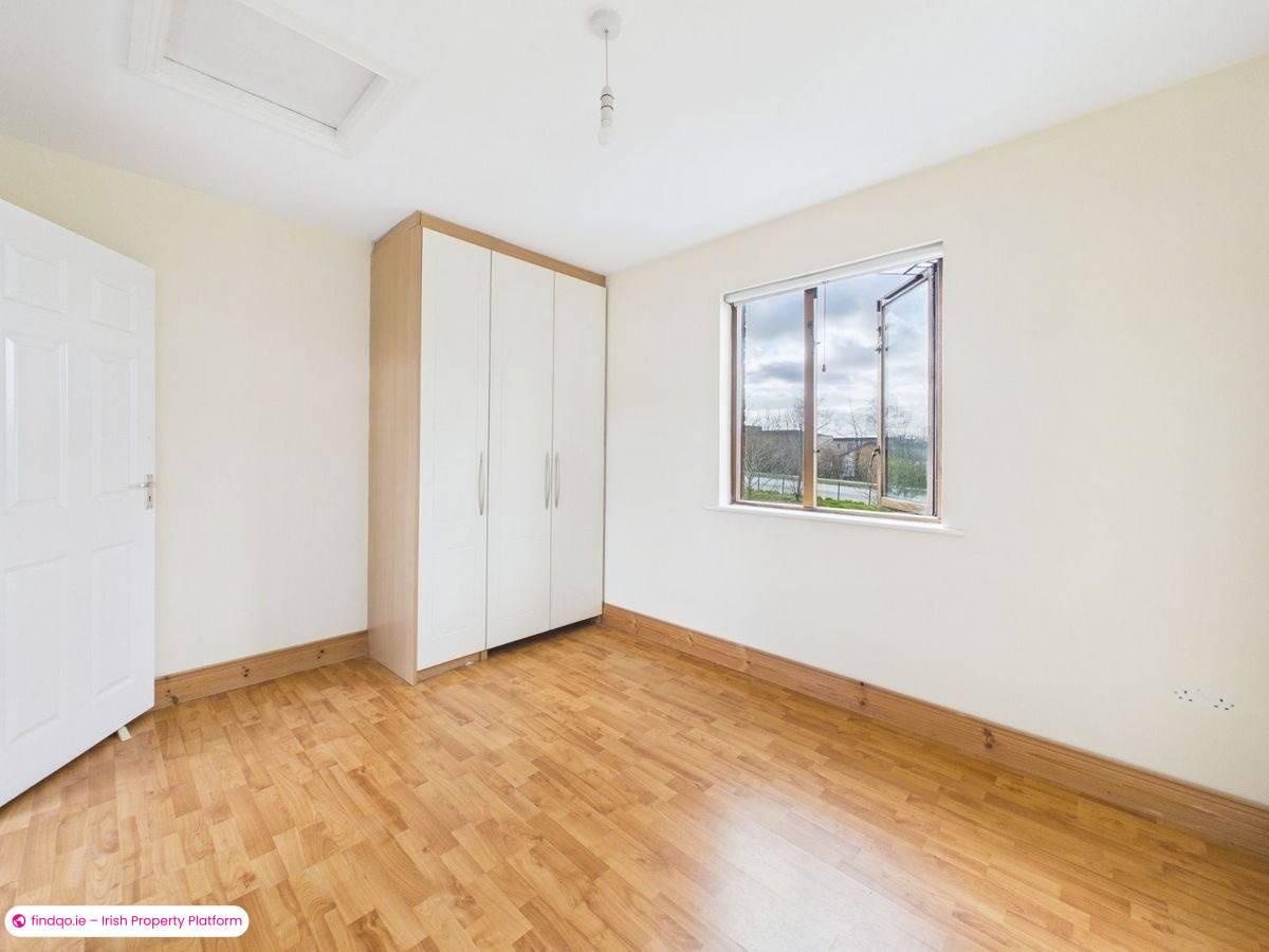 2 Bedroom Apartment for Rent in Adamstown, Dublin (County)