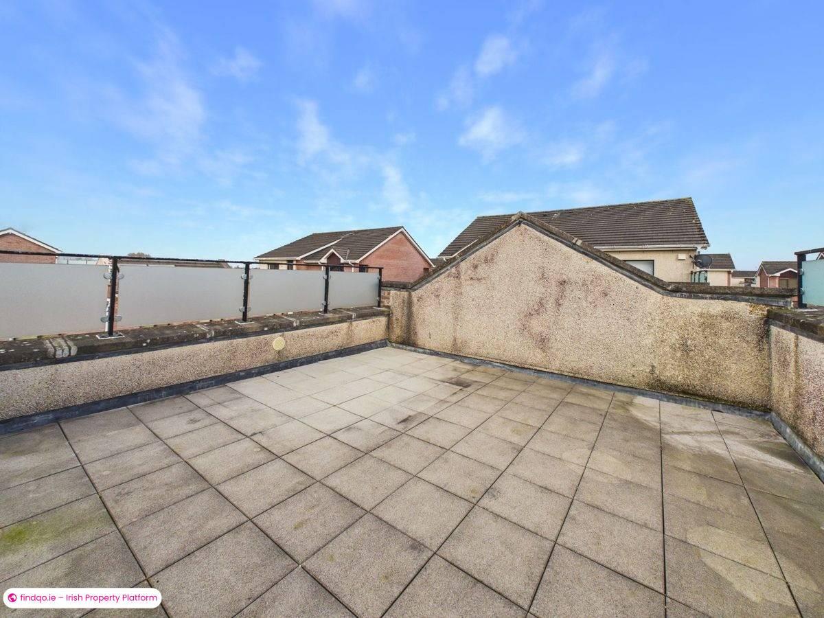 2 Bedroom Apartment for Rent in Adamstown, Dublin (County)