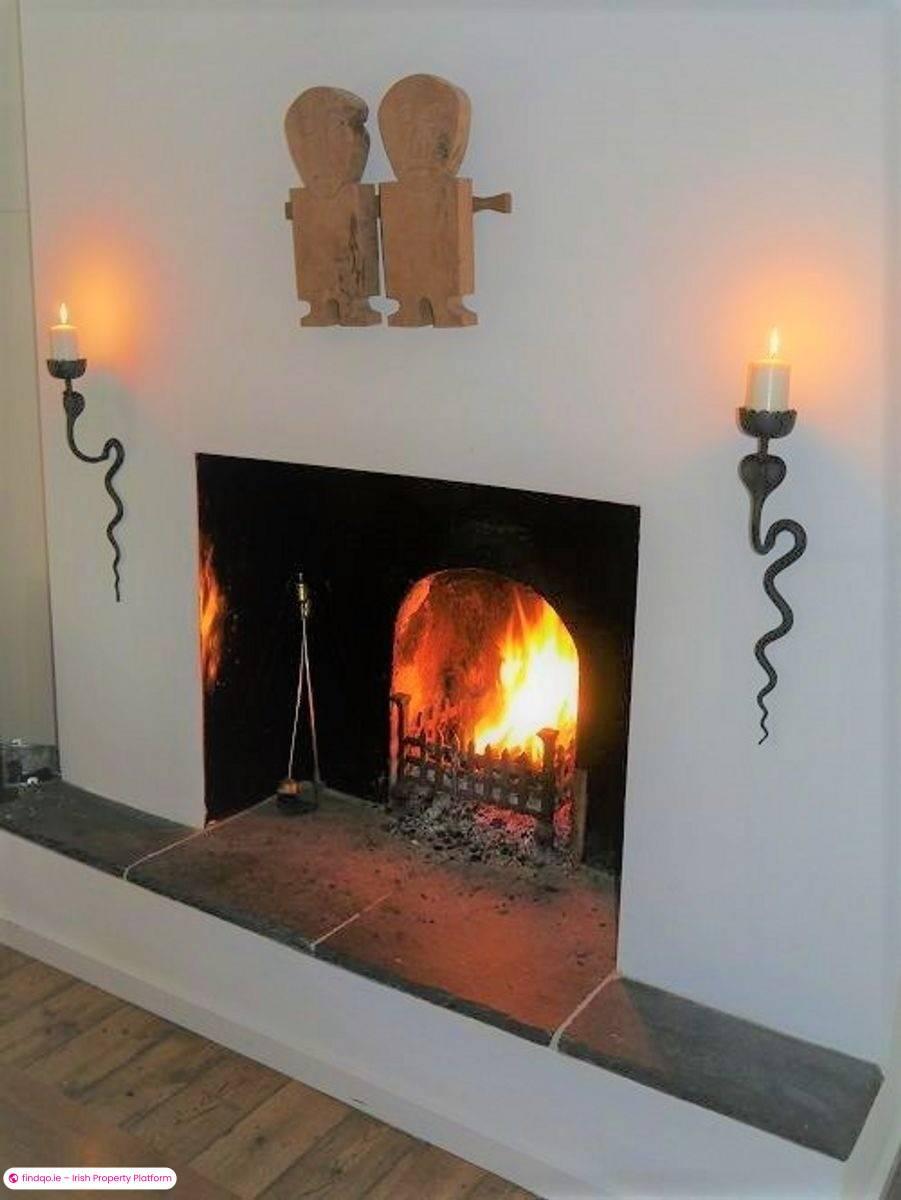 Detached house for Sale in Derrybeg, Donegal