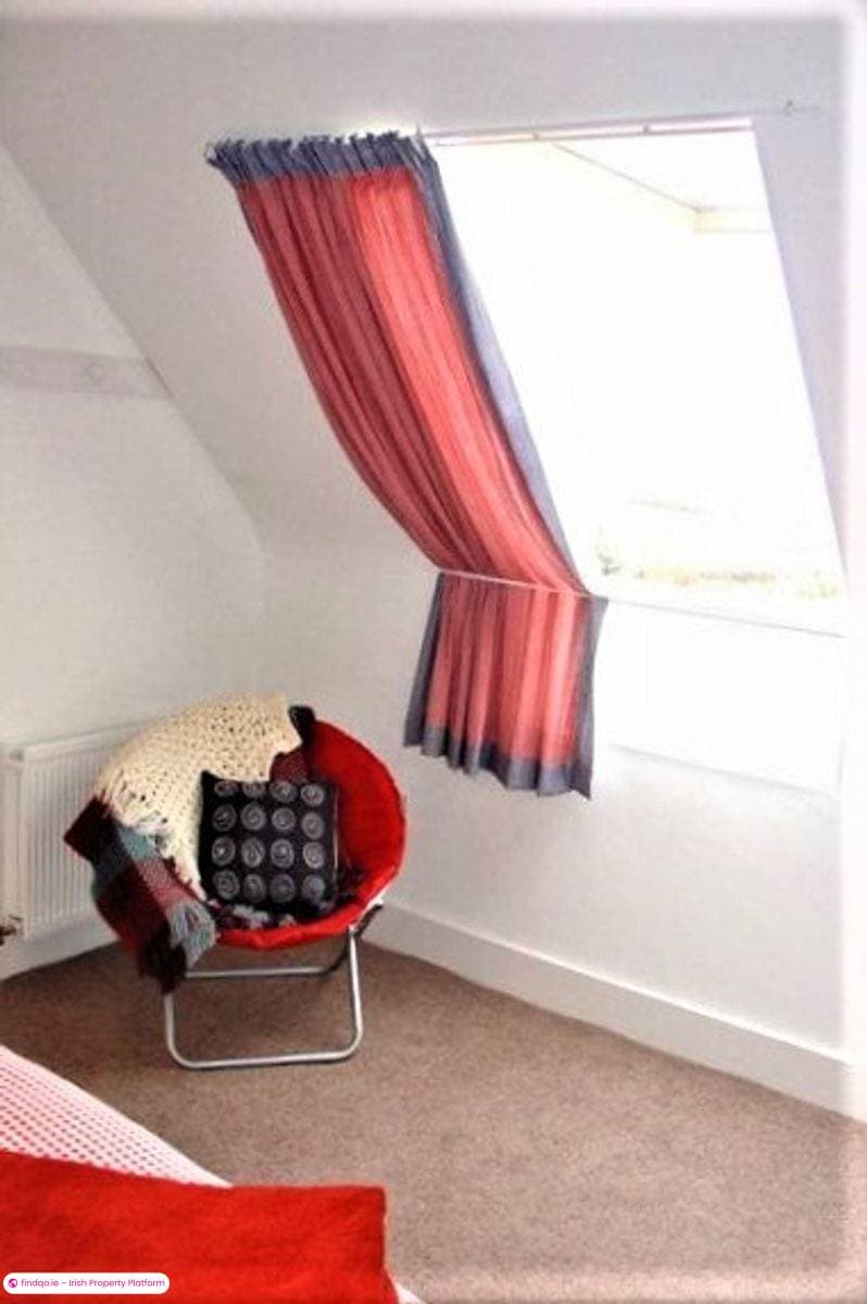 Detached house for Sale in Derrybeg, Donegal