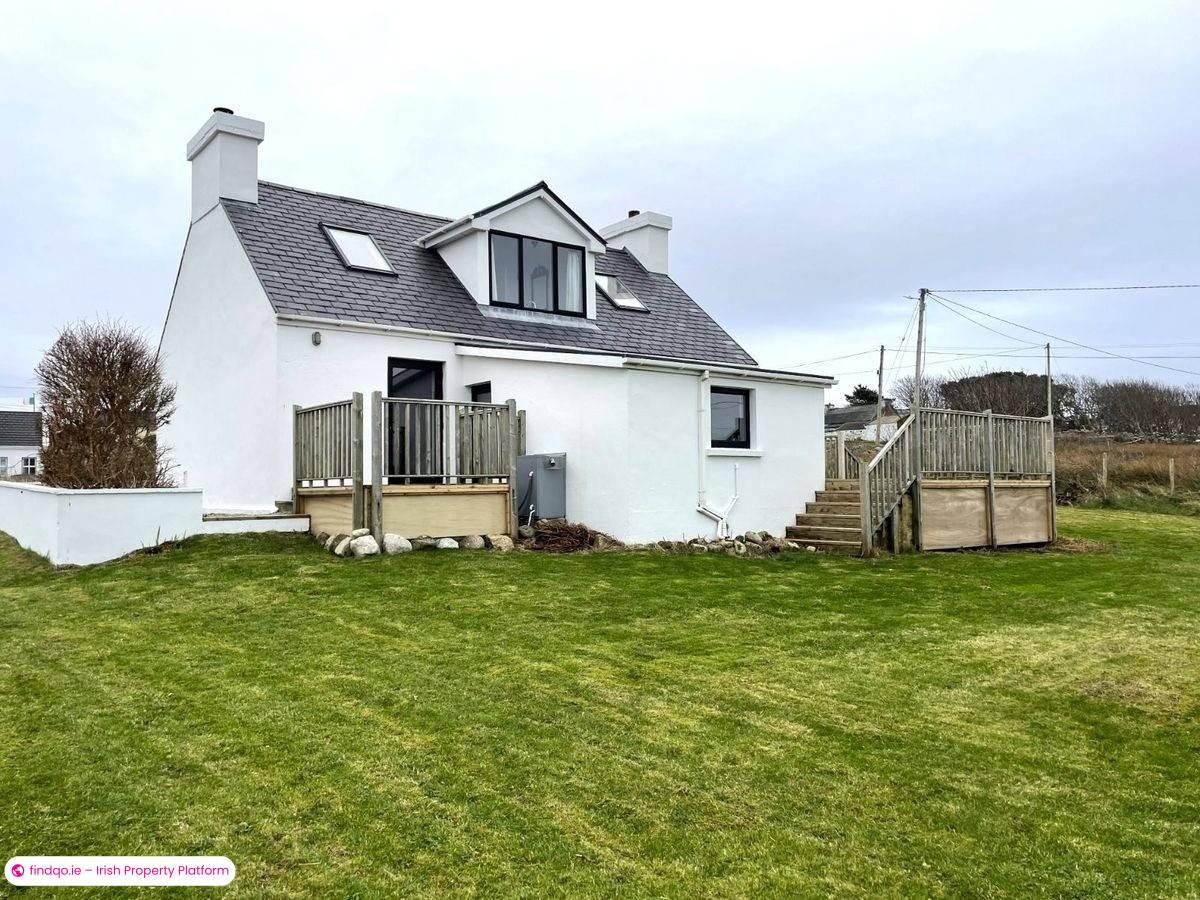 Detached house for Sale in Derrybeg, Donegal