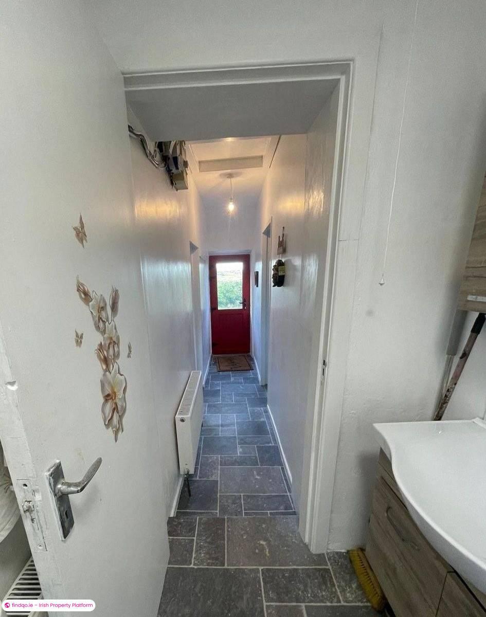 Detached house for Sale in Burtonport, Donegal