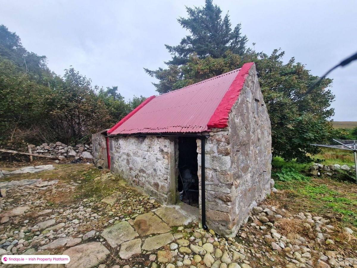 Detached house for Sale in Burtonport, Donegal