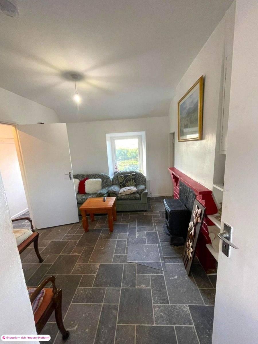 Detached house for Sale in Burtonport, Donegal